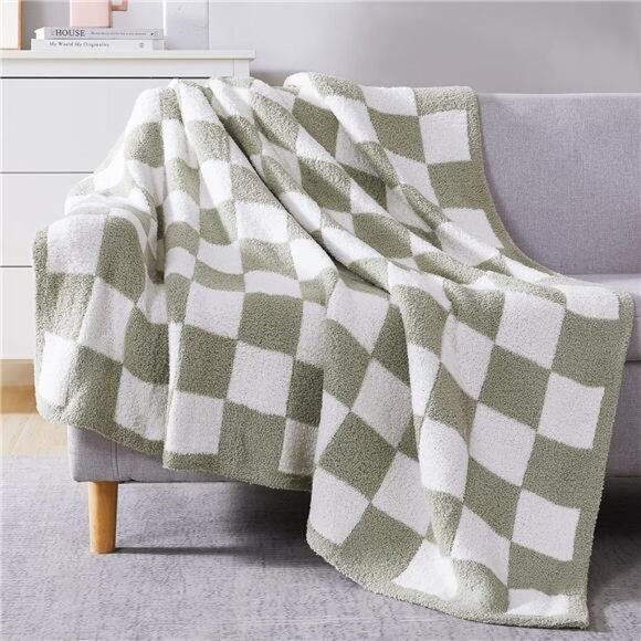WRENSONGE Checkered Throw Blanket, Sage Green Microfiber Soft Cozy Fluffy Warm - Picture 1 of 7